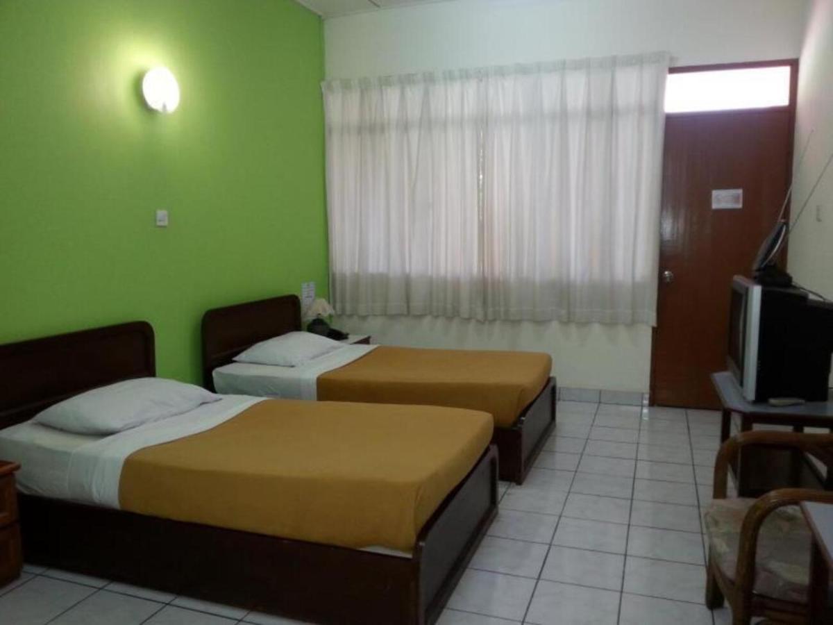 Seaside Travellers Inn Kinarut Esterno foto