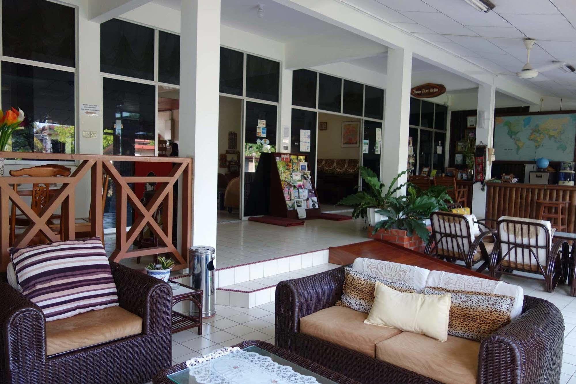 Seaside Travellers Inn Kinarut Esterno foto