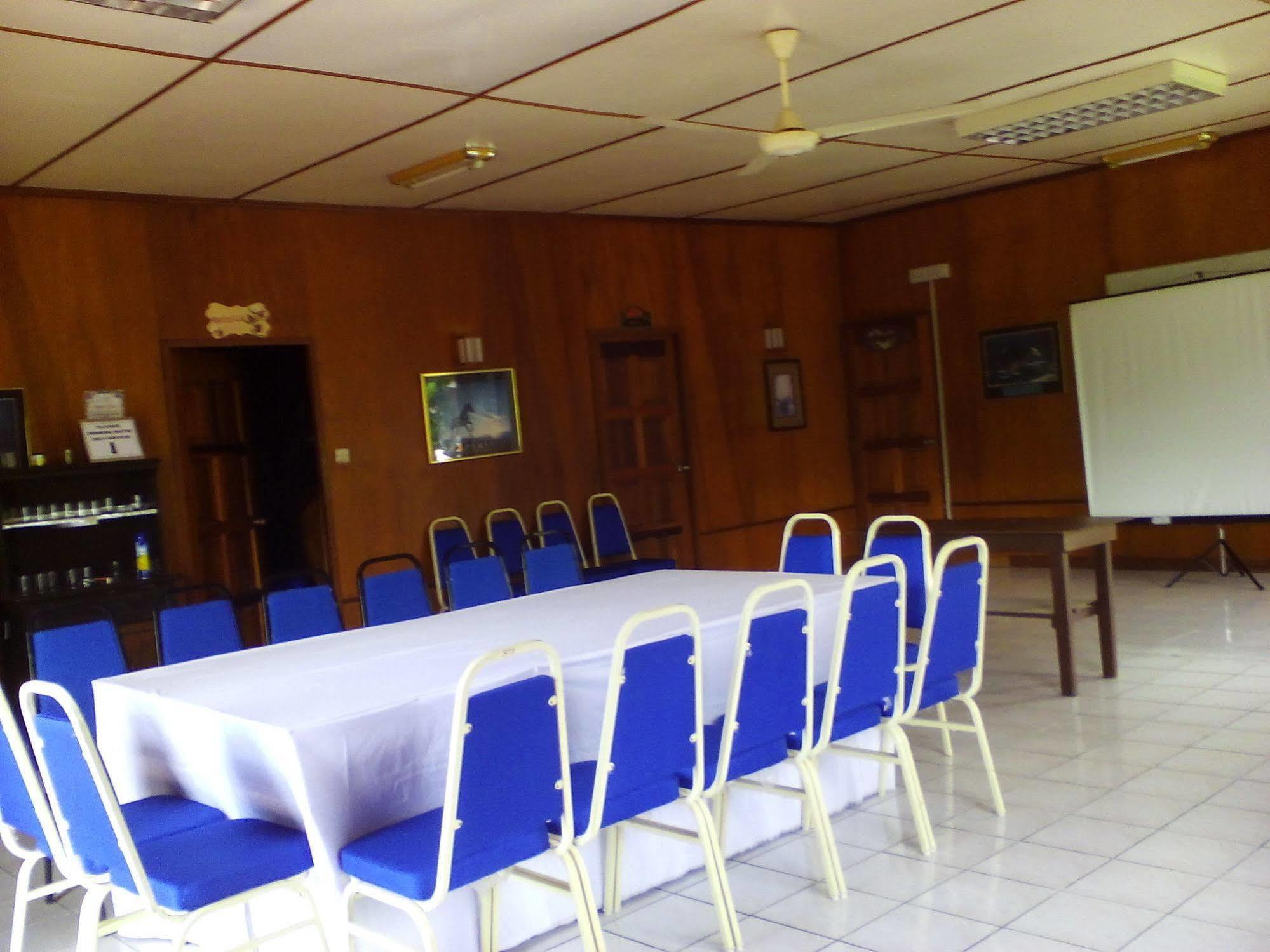 Seaside Travellers Inn Kinarut Esterno foto