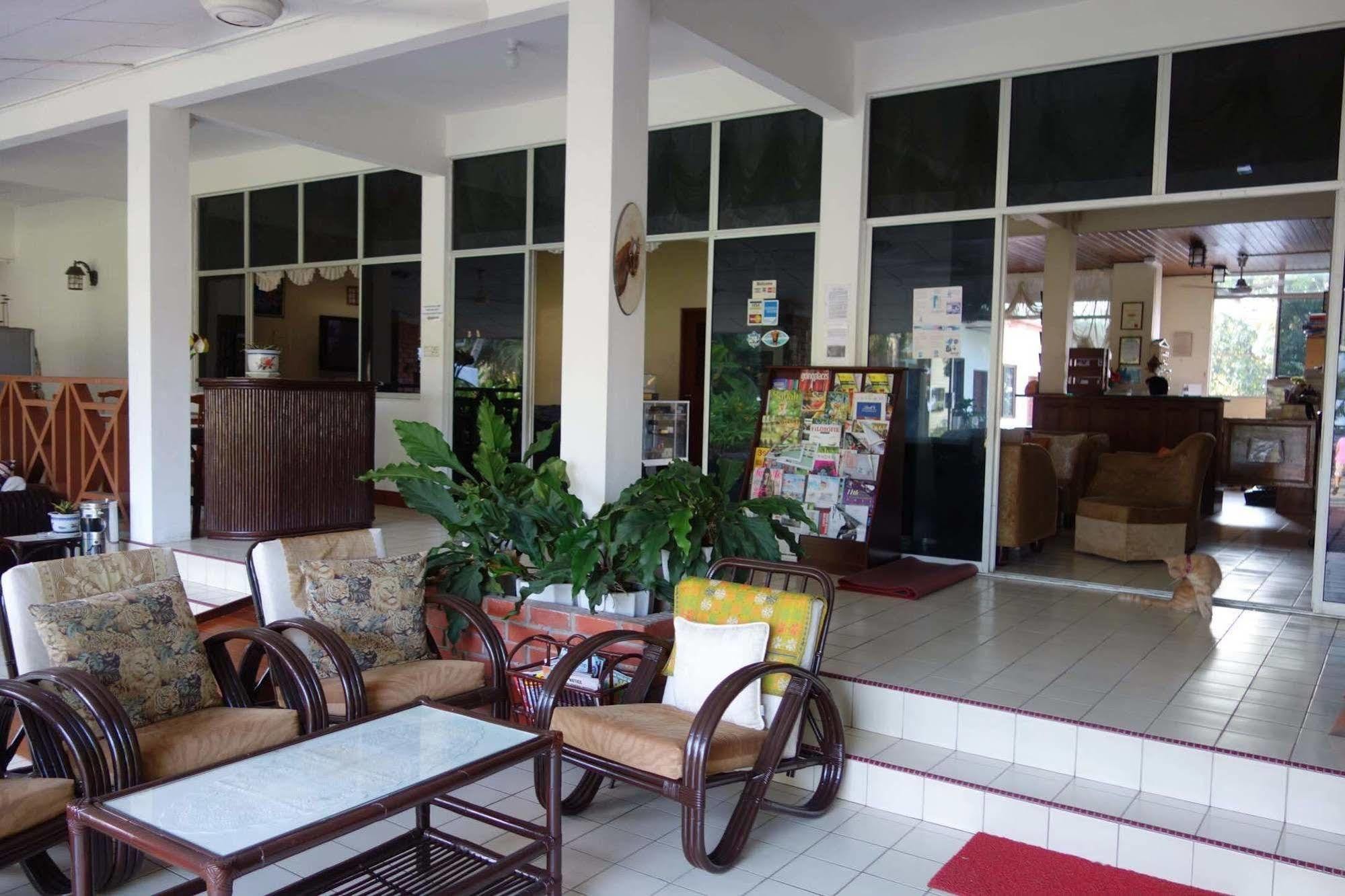 Seaside Travellers Inn Kinarut Esterno foto
